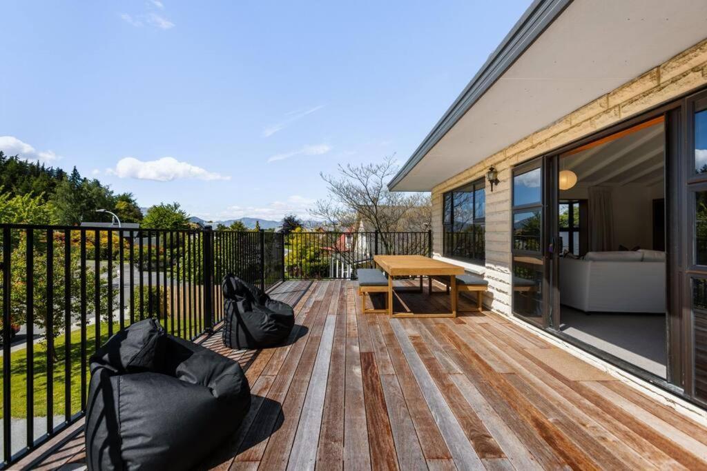 Peakview Lodge Wanaka Exterior photo